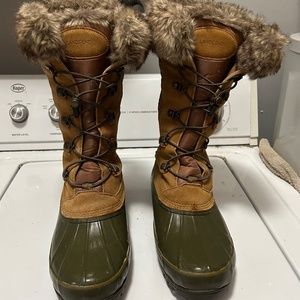 Women’s Lands End Rangeley Snow Boots